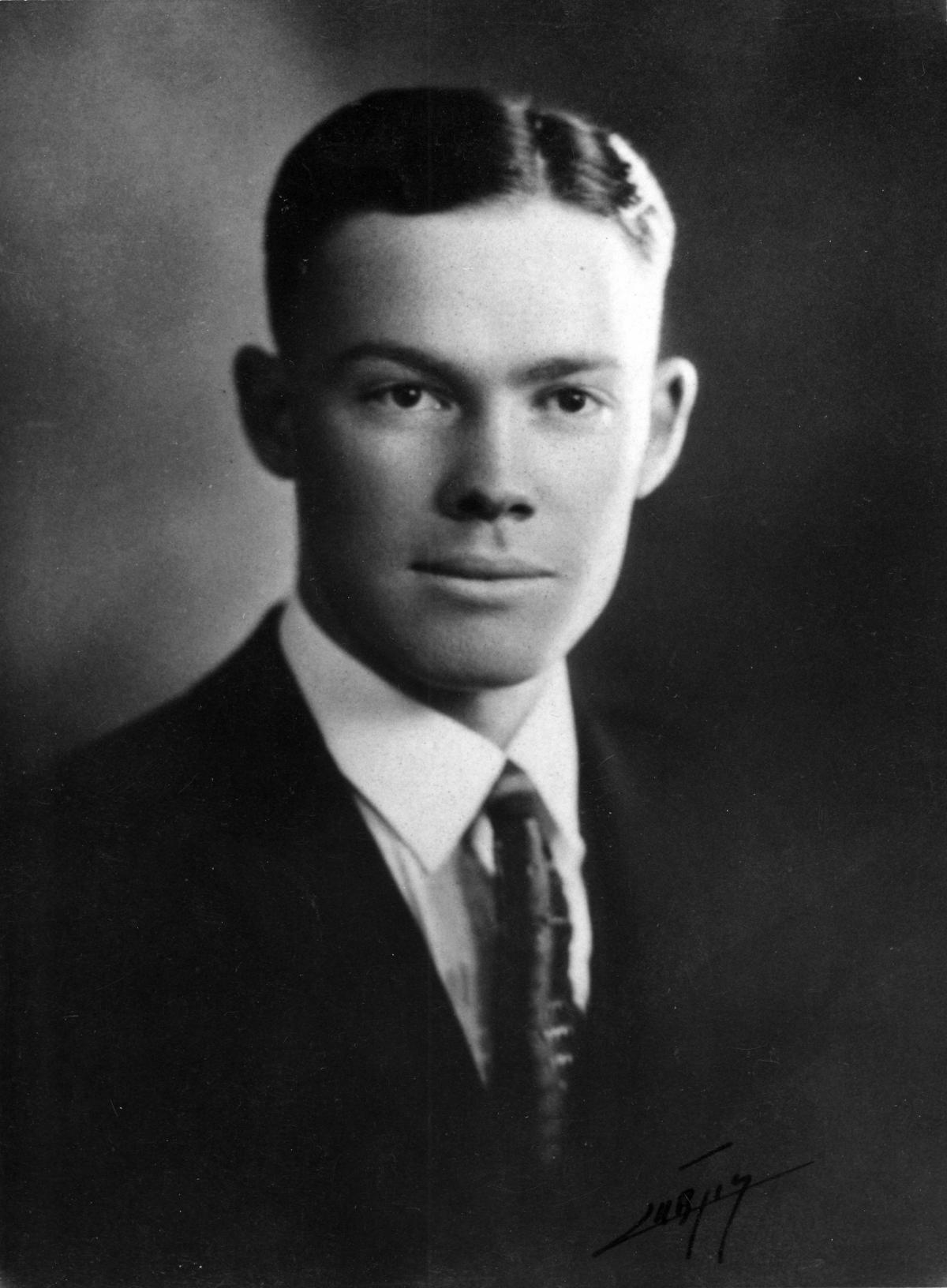Earl Eisenhower photo