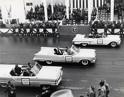 Jaunuary 21, 1957 - Members of the Eisenhower Cabinet arrive at the inaugural parade reviewing stand [72-2063-60]