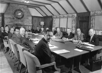 November 22, 1955 - Cabinet meeting held at Camp David [72-1539-18]