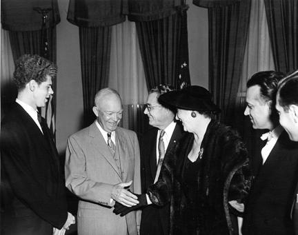 May 23, 1958 - Dwight D. Eisenhower with Harvey Lavan Cliburn and others [72-2753-1]