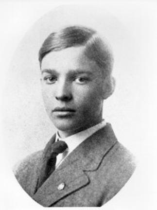 1909 - DDE's high school graduation photo